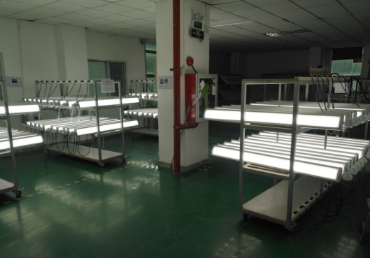 เซ็นเซอร์ Linear Highbay Aging Sensor Linear Highbay Aging